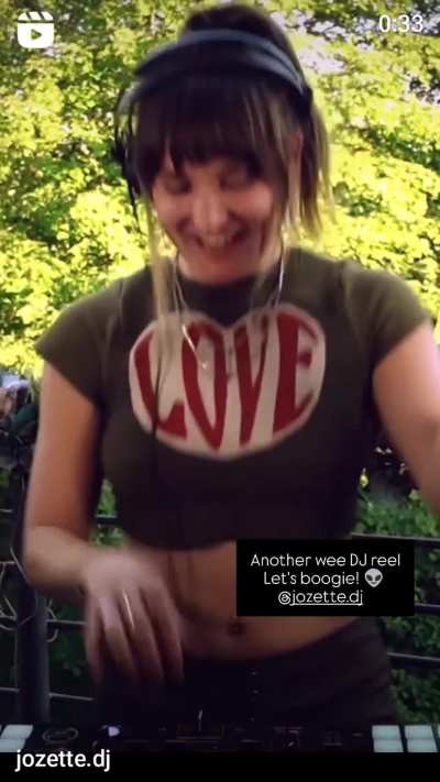 Jozette (Shortbread ASMR) is a woman of many talents