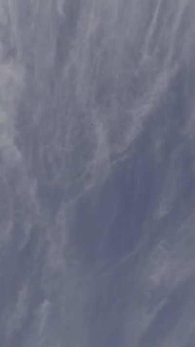 I did a full punchout to show some local kids how the quad launches and one of the props came out mid flight 🤣🤣 Also was amazed that nothing happened to the quad 😳😳