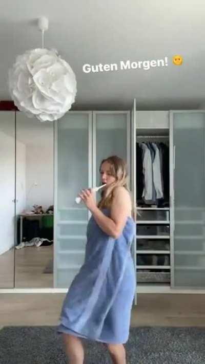 Klein aber Hannahs Instastrory