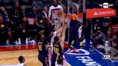 [Highlight] Yuta Watanabe cuts the Pacers' deficit to 3 with the putback slam
