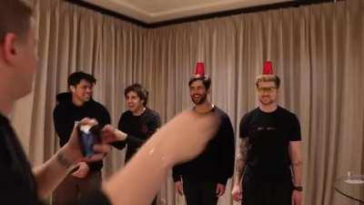 What a great card thrower!