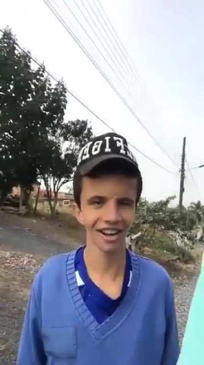 E esse bone crock? Kkkkkkk