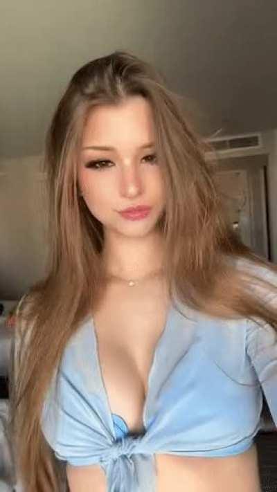 Brooke Monk turns me on so much