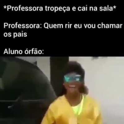 Mu ? Qui ? Nhã ? Filha da puta, fala que tá olhando casa, que tá trabalhando, mentira mendigolol, ainda fica betando egirls rabudas que nunca vai pegar ? Dando desculpa pra não abrir live ?? Morra mendigolol macrocefalico. MAMACO.