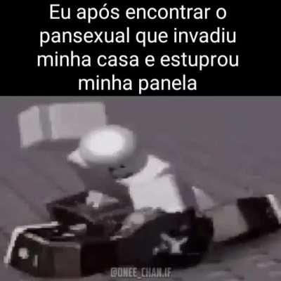 Primeiro o bissexual come minha caixa de Bis, agora isso