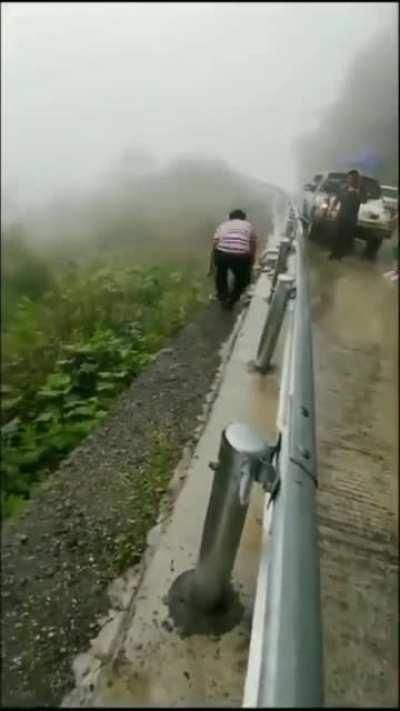 I don't know wtf is happening here.