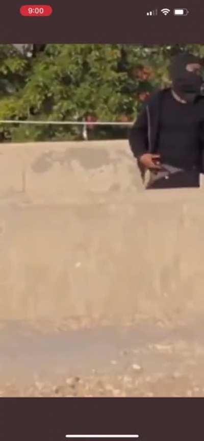 Man gets carjacked in the middle of the Dan Ryan 🤯🤯🤯