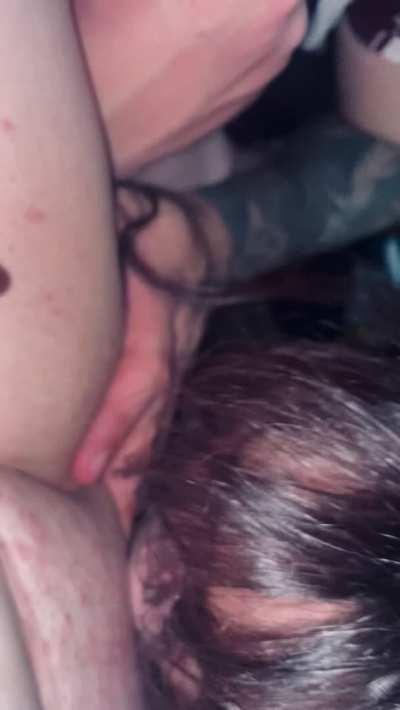 my boyfriend and my girlfriend share my squirt 💦