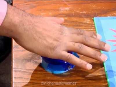 forcing gizz on my friends like