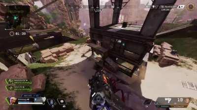 Apex Legends L.D.L Mode friends say run but revenge is so much sweeter