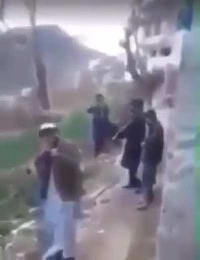 Total idiot (warning: death scene)