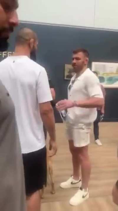 Khamzat Chimaev and Dricus Du Plessis cross paths for the first time on UFC 319 fight week.👀