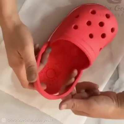 Amazingly creative cake decorating prepared by a cake artist