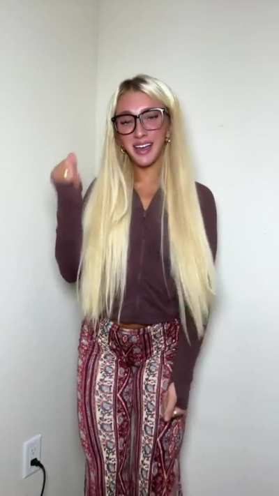 Can you handle all that ?🍑