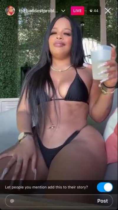 Thebaddestproblemm sexy and seductive 🥴🥴😩😩