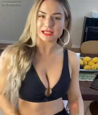 elle es magnifique 😍😍😍