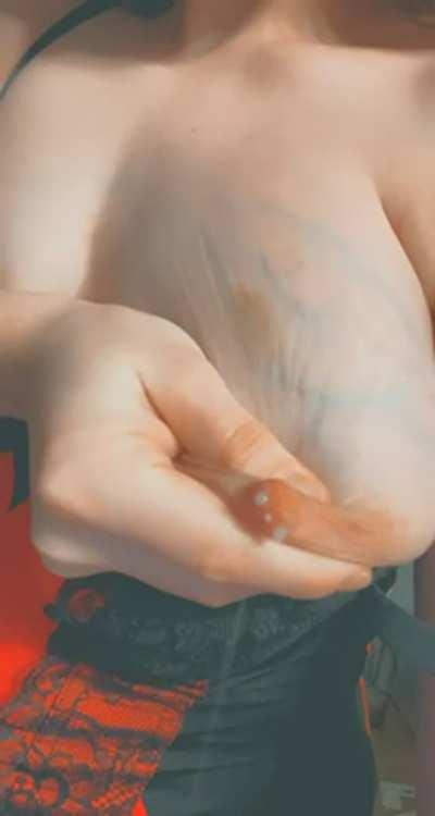 Time to be milked.. 😋