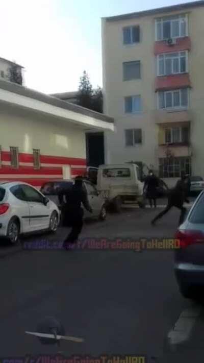 Daca asculti manele este tare de cap! Creatie realizata cu sprijinul lui bad_m0d