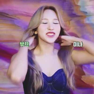 201110 - Just look at Mina's huge smile