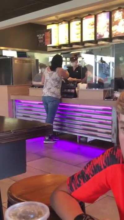 Karen from Missouri Freaksout saying she was shorted tacos. (She wasn't)