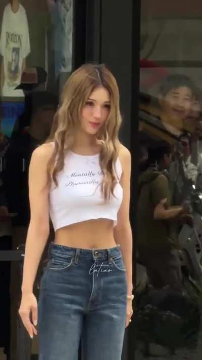 260422 Somi