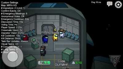 Mini crewmate doing a bounce