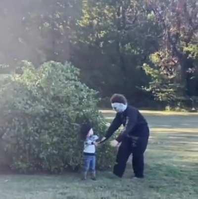 This kid is the solution for world peace