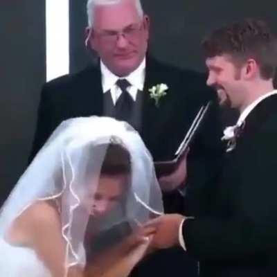 I know this is old but it will ALWAYS make me audibly laugh! I hope they’re still together and share those laughs.