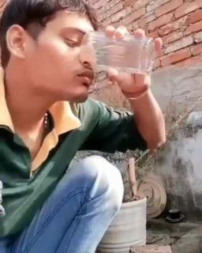 ADM bebendo água 😎🔥