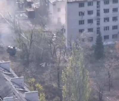 Ukrainian soldiers driving a Polish built “Oncila” APC blew up an apartment building occupied by Russian soldiers in Toretsk (Donetsk region, Ukraine) by planting anti tank mines in it.