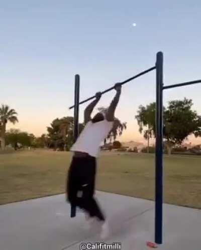 Трубу шатал