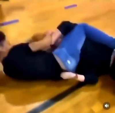 Bully got some big ass humble pie handed to her