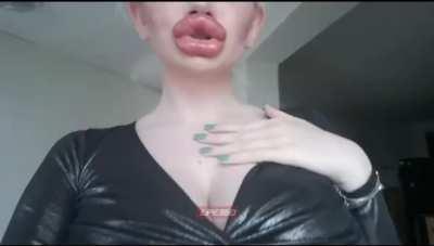 Губастики атакуют!