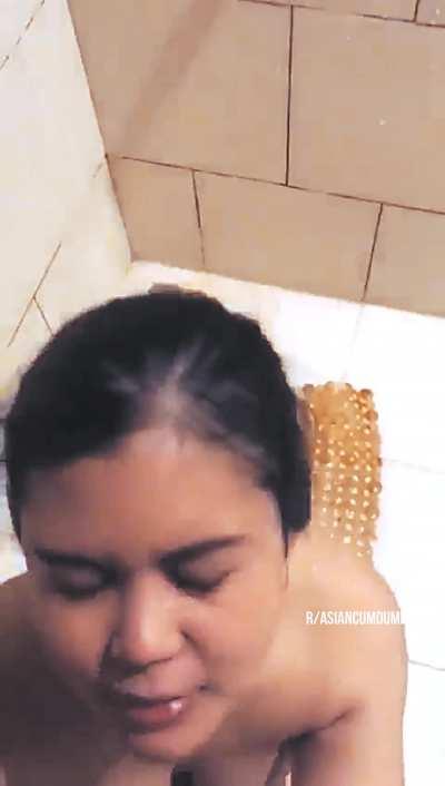 Submission : Busty Indonesian Wife Gets A Messy Big Facial 💦💦💦