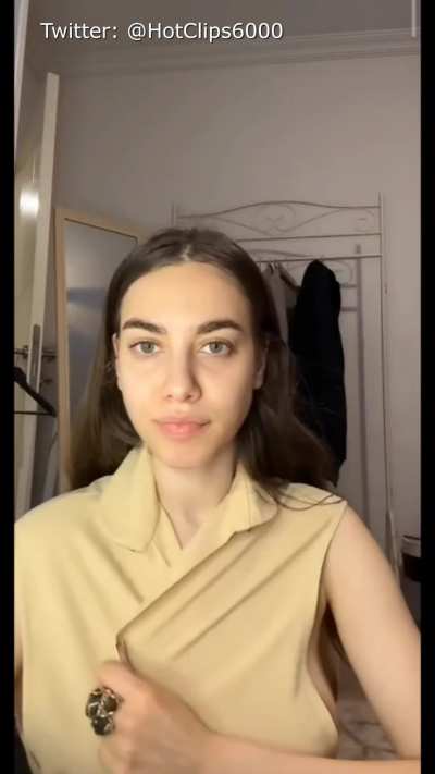 Brunette Wardrobe-Malfunction - Possible re-post