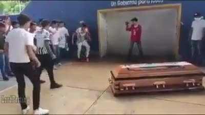 No se ofendan porfa XD.