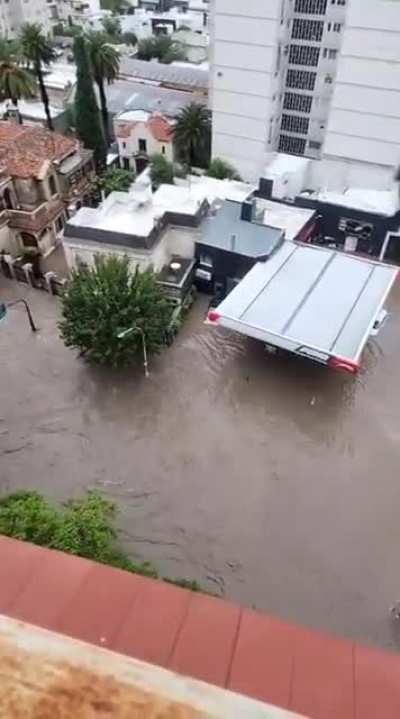 Bahía Blanca, Av. Alem frente al teatro municipal