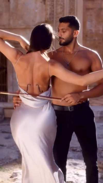 Salute to me, I’m your American Queen