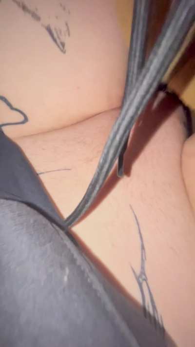 Get inside, it’s nice and warm 🍆😌