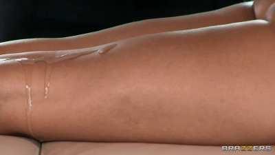 Rachel Starr oil massage