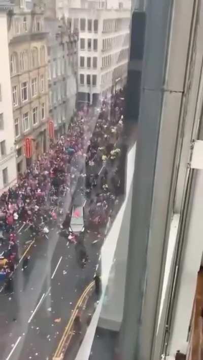 Car ploughs through crowd at Liverpool FC victory parade