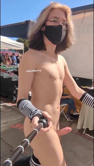 Would you suck femboy cock in public? (folsom st fair, legal)
