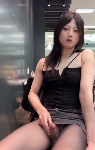 Unleashing a massive cumshot