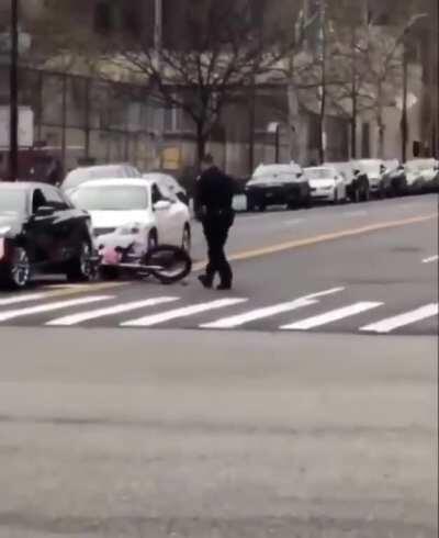 We need more cops on motorcycles