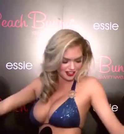 Beachbunny Show - July 2012