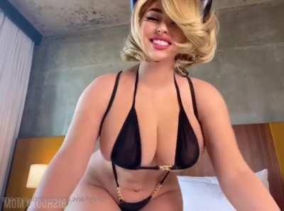 Cosplayer Hot With Big Boobs 🤤 Link in Comment