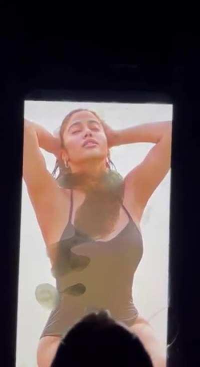 Cum tribute on janhvi kapoor