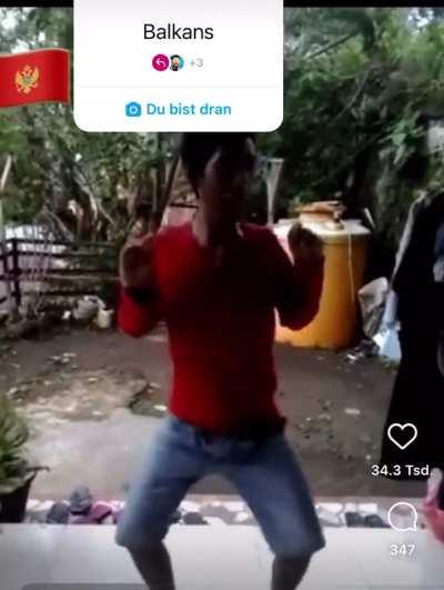 Least stole balkan meme 🐱