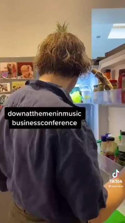 This has been me 100%. It blows my mind that some people don’t think “white dress” is an absolute masterpiece. The first Lana song to give me CHILLS!