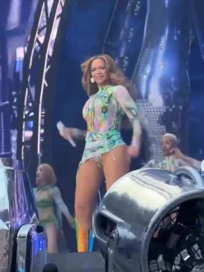 Beyonce Slo-mo